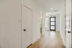 620 Sir Christopher St, Lewisville, TX 75056 - Photo 5