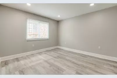 4915 Bryan Street #205, Dallas, TX 75206 - Photo 9