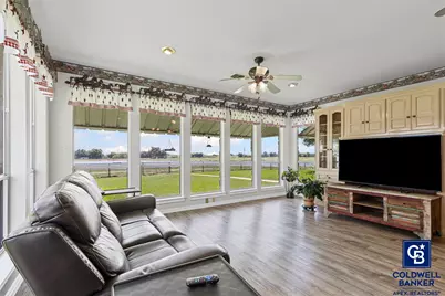 1221 Park N Boulevard, Cleburne, TX 76033 - Photo 9