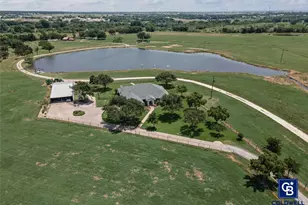 1221 Park N Blvd, Cleburne, TX 76033 - Photo 1