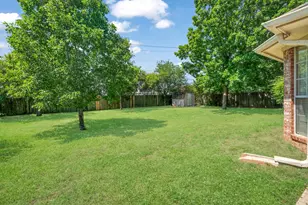 3750 Castlegate Dr, Paris, TX 75462 - Photo 19