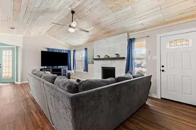 1301 Chapel Creek Road, Waco, TX 76712 - Photo 7