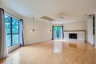 9901 Wood Forest Dr, Dallas, TX 75243 - Photo 9