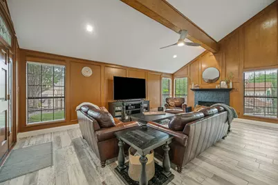 4904 Fairway Place Court, Granbury, TX 76049 - Photo 7