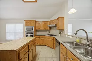 1365 Clearmeadow Ct, Rockwall, TX 75087 - Photo 5