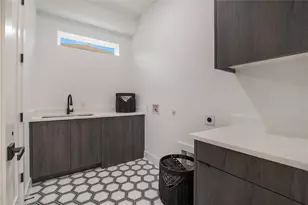 8506 Craighill Ave, Dallas, TX 75209 - Photo 23