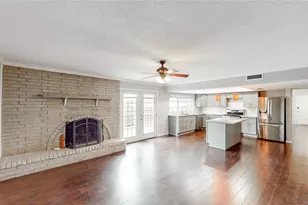 1505 Carnation Dr, Lewisville, TX 75067 - Photo 5