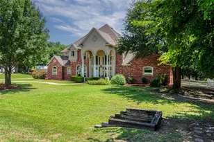 3873 Heritage Trail, Celina, TX 75009 - Photo 3