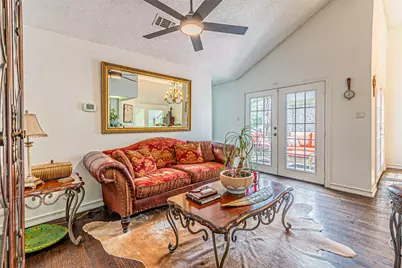 2903 Golden Gate Court, Carrollton, TX 75007 - Photo 11