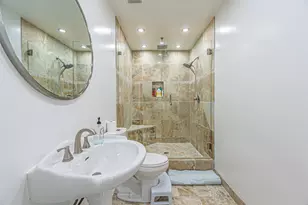 2903 Golden Gate Ct, Carrollton, TX 75007 - Photo 17