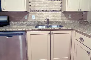 12156 Dandridge Dr, Dallas, TX 75243 - Photo 9