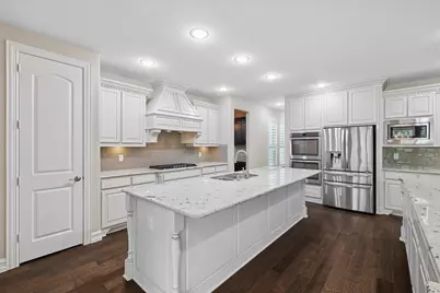 2866 Milsons Point Drive, Trophy Club, TX 76262 - Photo 15