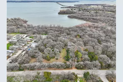 429 S Shady Shores Road, Shady Shores, TX 76208 - Photo 3