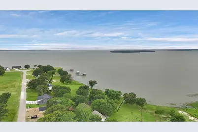 1511 Shoreline Drive, Mabank, TX 75143 - Photo 7