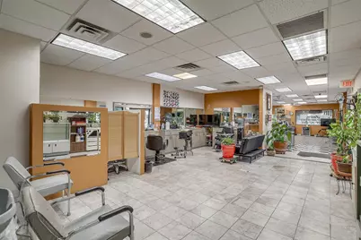 9738 Brockbank Drive, Dallas, TX 75220 - Photo 15