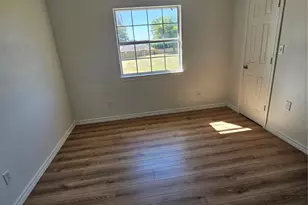 192 Bluebonnet Dr, Decatur, TX 76234 - Photo 15