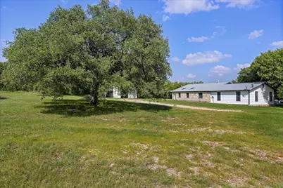 306 Litigation Street, Glen Rose, TX 76043 - Photo 7