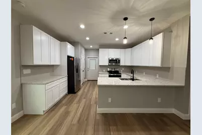 1913 Avenue A, Denison, TX 75021 - Photo 3