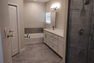 899 E Jefferson St, Van Alstyne, TX 75495 - Photo 9