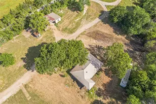 37 Busby Ln, Bells, TX 75414 - Photo 3