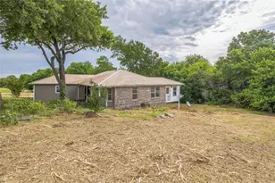 37 Busby Ln, Bells, TX 75414 - Photo 5