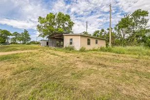 37 Busby Ln, Bells, TX 75414 - Photo 7