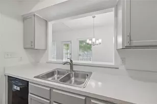 8600 Coppertowne Ln, Dallas, TX 75243 - Photo 9