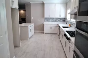 901 E Jefferson St, Van Alstyne, TX 75495 - Photo 3