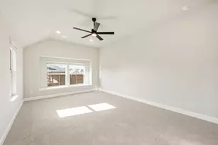 1036 Snowy Owl Dr, Alvarado, TX 76009 - Photo 19