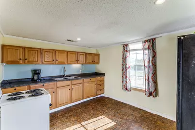 1290 Cr 3355, Paradise, TX 76073 - Photo 33