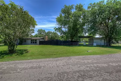 552 Oak Leaf Trail, East Tawakoni, TX 75472 - Photo 9