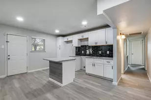 451 Southport Dr, Dallas, TX 75232 - Photo 5