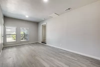 451 Southport Drive, Dallas, TX 75232 - Photo 7