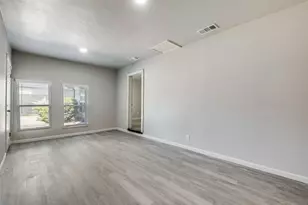 451 Southport Dr, Dallas, TX 75232 - Photo 7