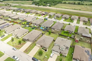 3216 Jackal Dr, Lorena, TX 76655 - Photo 5