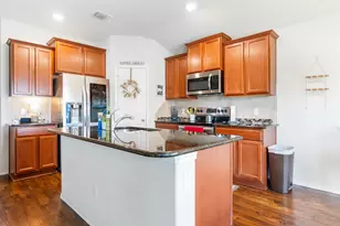 3216 Jackal Dr, Lorena, TX 76655 - Photo 17