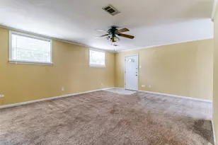 202 North St, Grand Prairie, TX 75050 - Photo 15