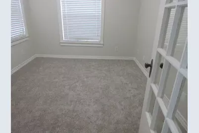 202 North Street, Grand Prairie, TX 75050 - Photo 5