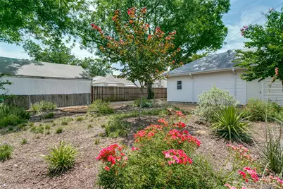 202 North Street, Grand Prairie, TX 75050 - Photo 19