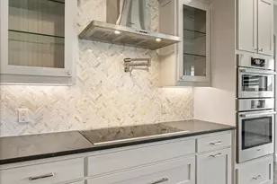 1209 Catalina Bay Blvd, Granbury, TX 76048 - Photo 23