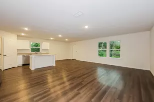 336 Bounding Main St, Gun Barrel City, TX 75156 - Photo 5