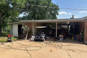 1103 Rolling Hills Dr S, Graham, TX 76450 - Photo 5