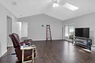 3800 Delmas Dr, Benbrook, TX 76116 - Photo 9