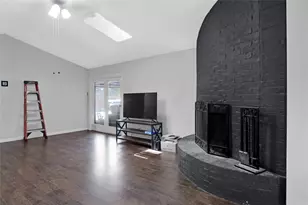 3800 Delmas Dr, Benbrook, TX 76116 - Photo 7