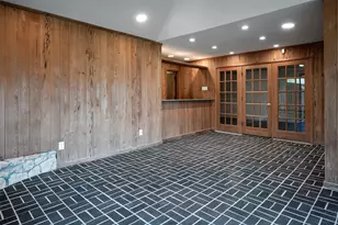 9334 Hunters Creek Dr, Dallas, TX 75243 - Photo 5