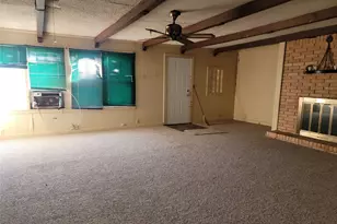 639 Grape St, Abilene, TX 79601 - Photo 9