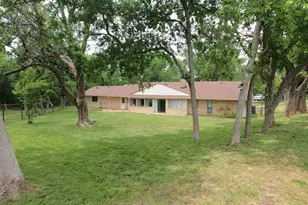 677 Farm to Market Rd 3356, Van Alstyne, TX 75495 - Photo 9