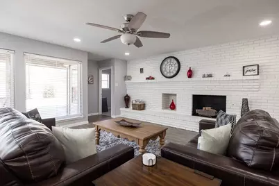 701 Kentwood Circle, Bedford, TX 76021 - Photo 23