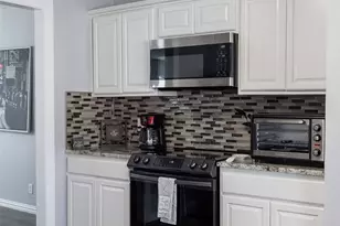 701 Kentwood Cir, Bedford, TX 76021 - Photo 31