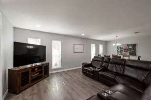 701 Kentwood Cir, Bedford, TX 76021 - Photo 7